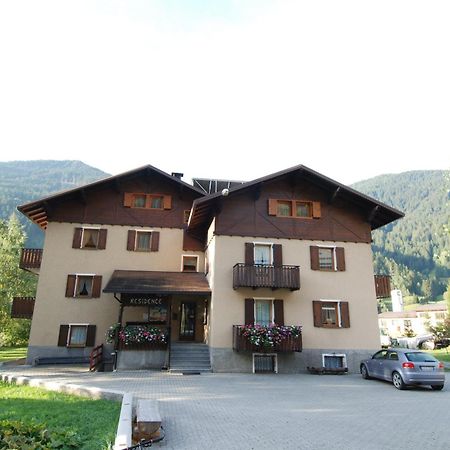 Residence Pian Del Vino Pradelle Exteriör bild