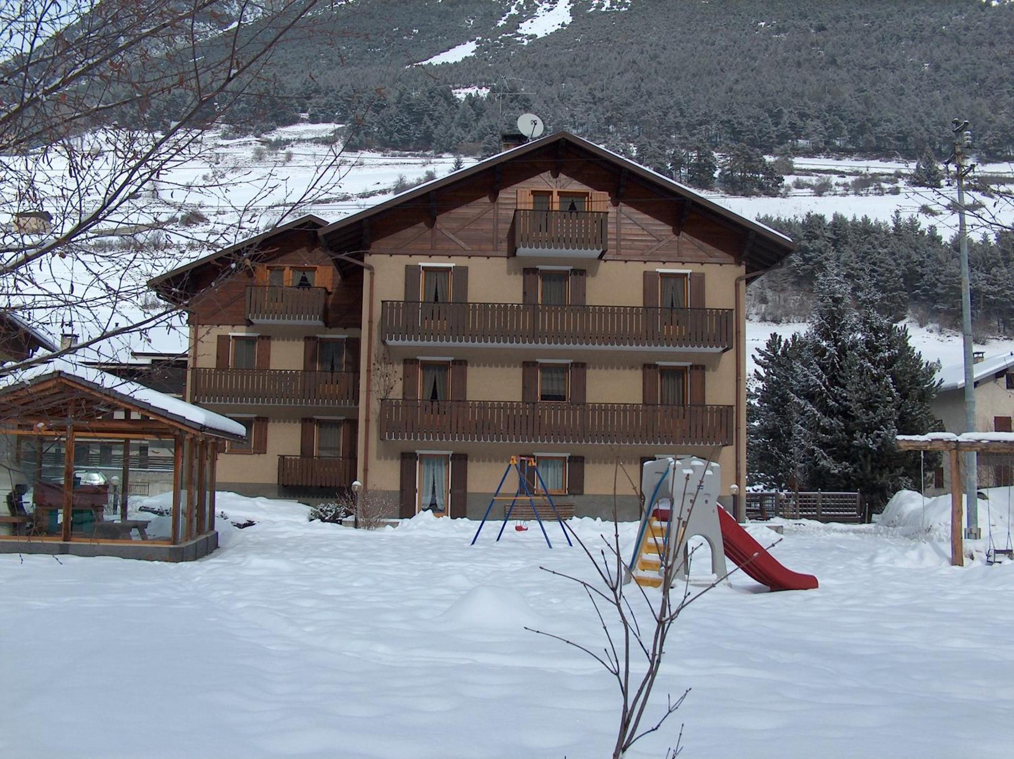 Residence Pian Del Vino Pradelle Exteriör bild