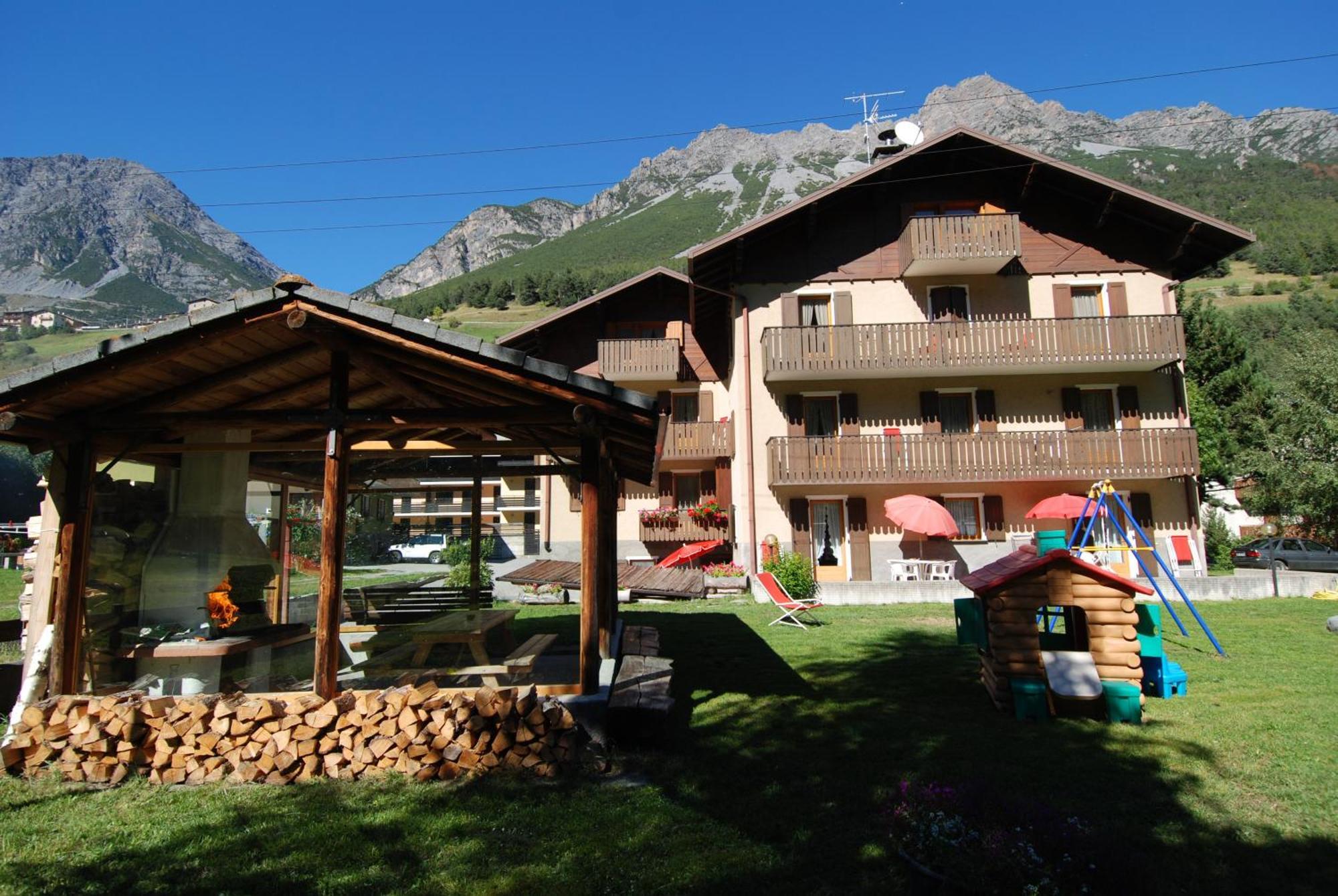 Residence Pian Del Vino Pradelle Exteriör bild